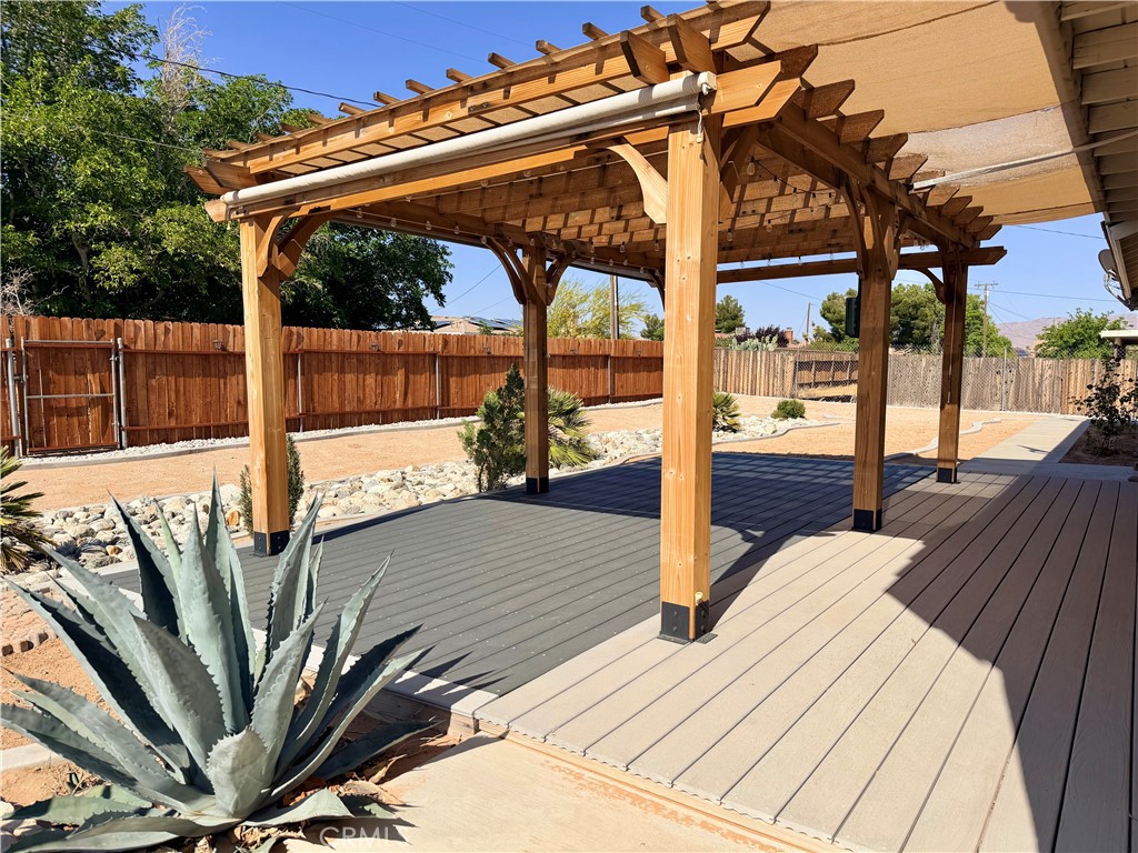 20158 Yucca Loma Road Property Photo 39