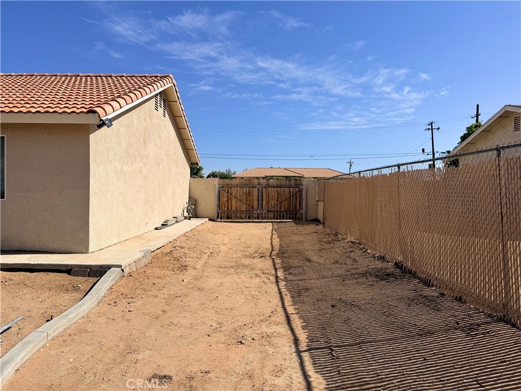 20158 Yucca Loma Road Property Photo 42