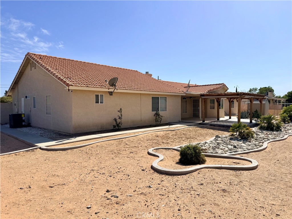 20158 Yucca Loma Road Property Photo 46