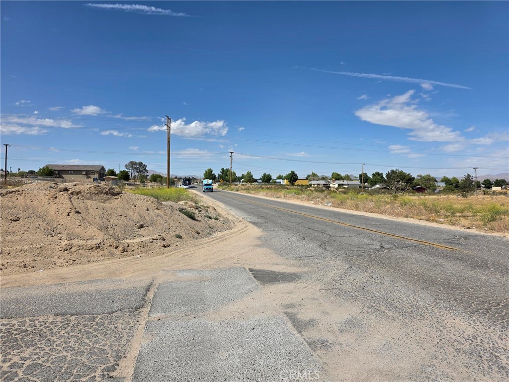 0 Tamarisk Rd Property Photo 2