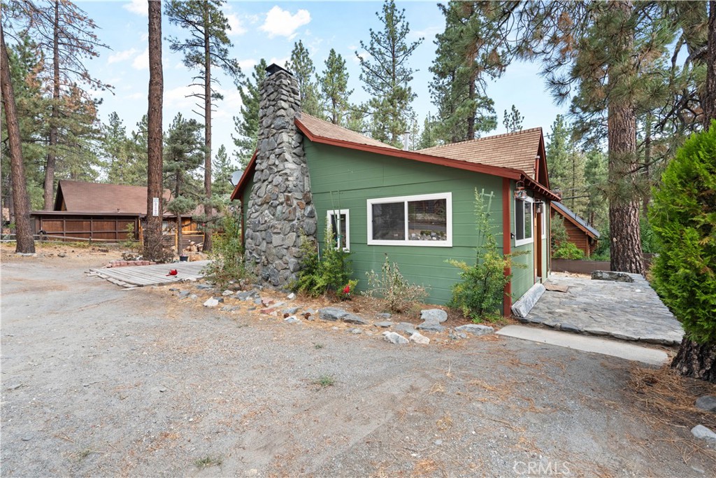 1116 Lark Road Property Photo 9