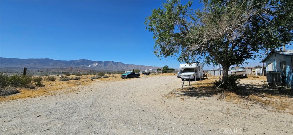 800 Barstow Property Photo 3