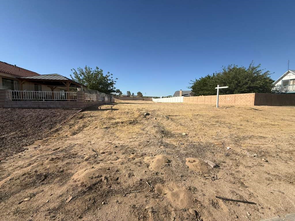 13799 Windward Property Photo 3