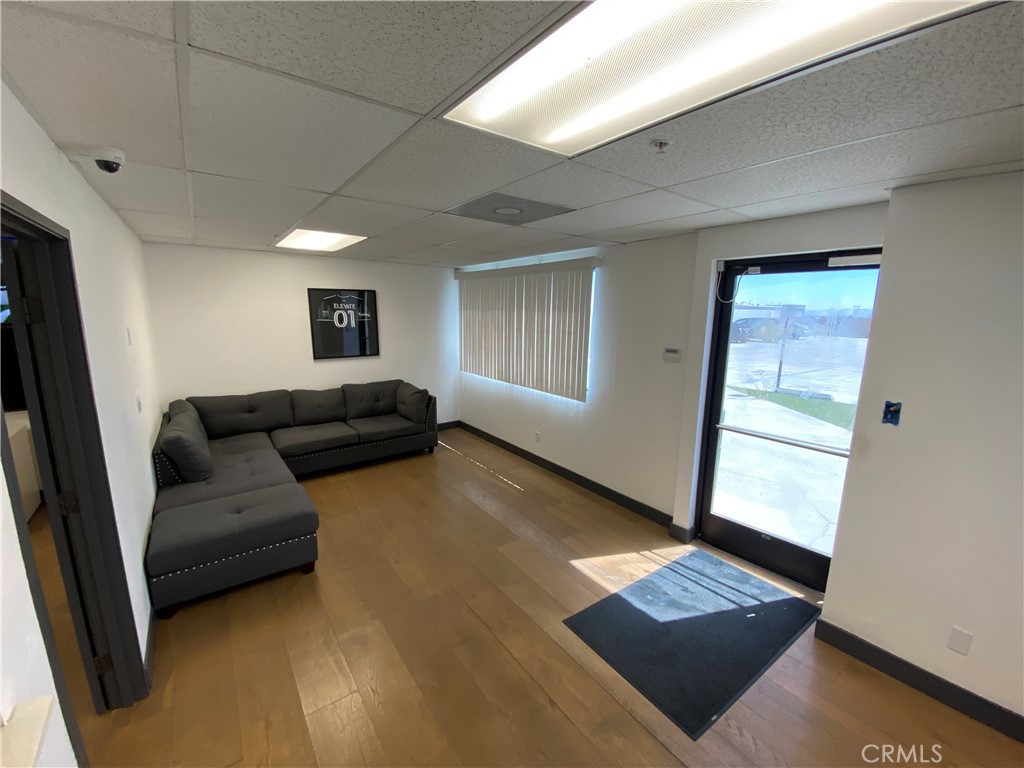 9486 Holly Road Property Photo 15
