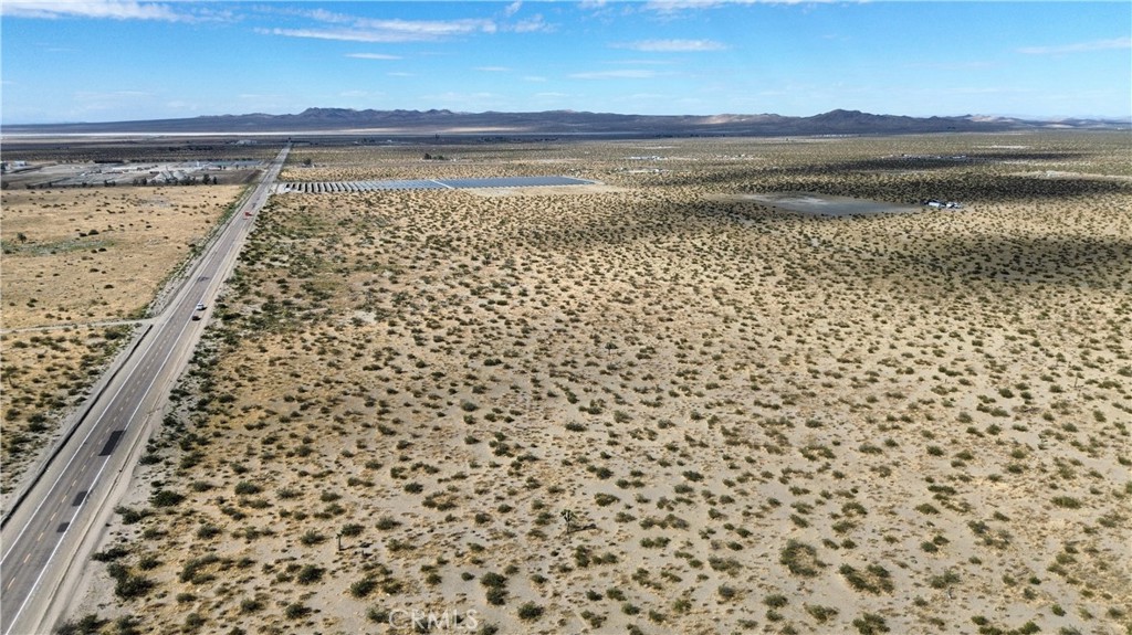 17301 Sheep Creek Rd Property Photo 4
