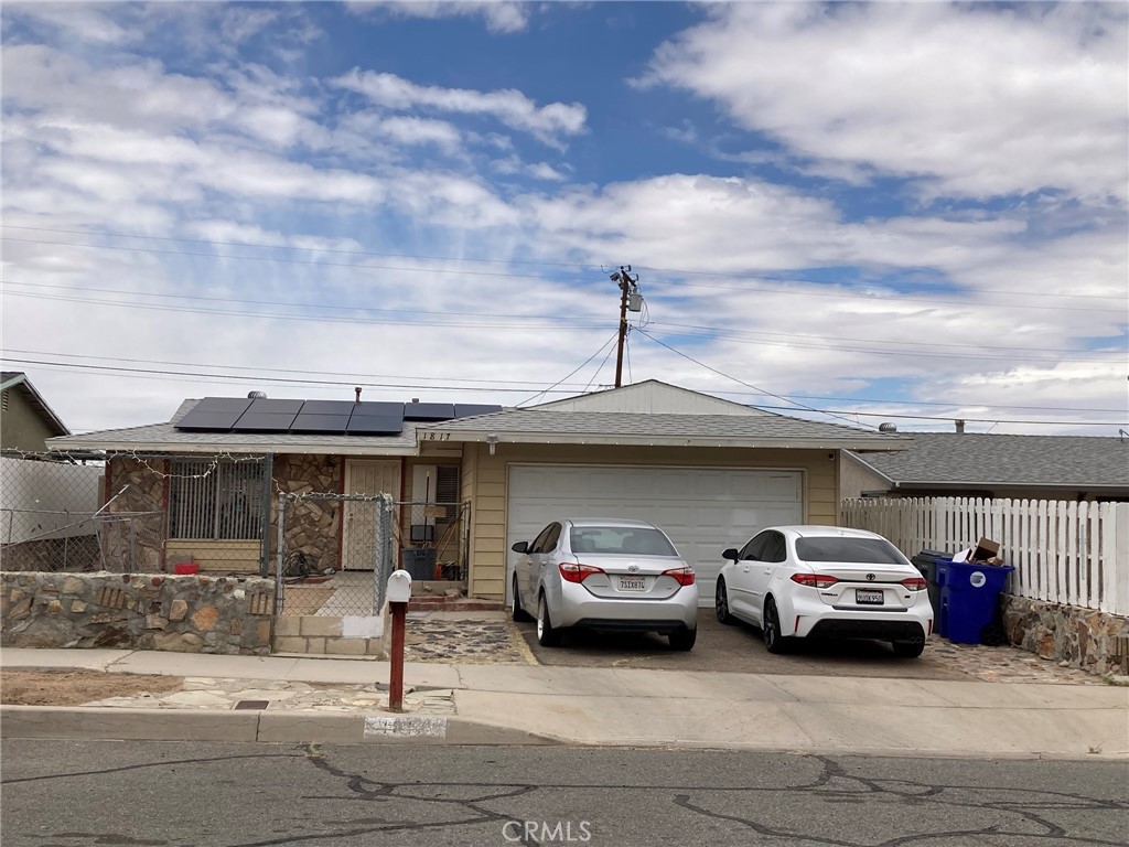 1817 Calico Drive Property Photo 1