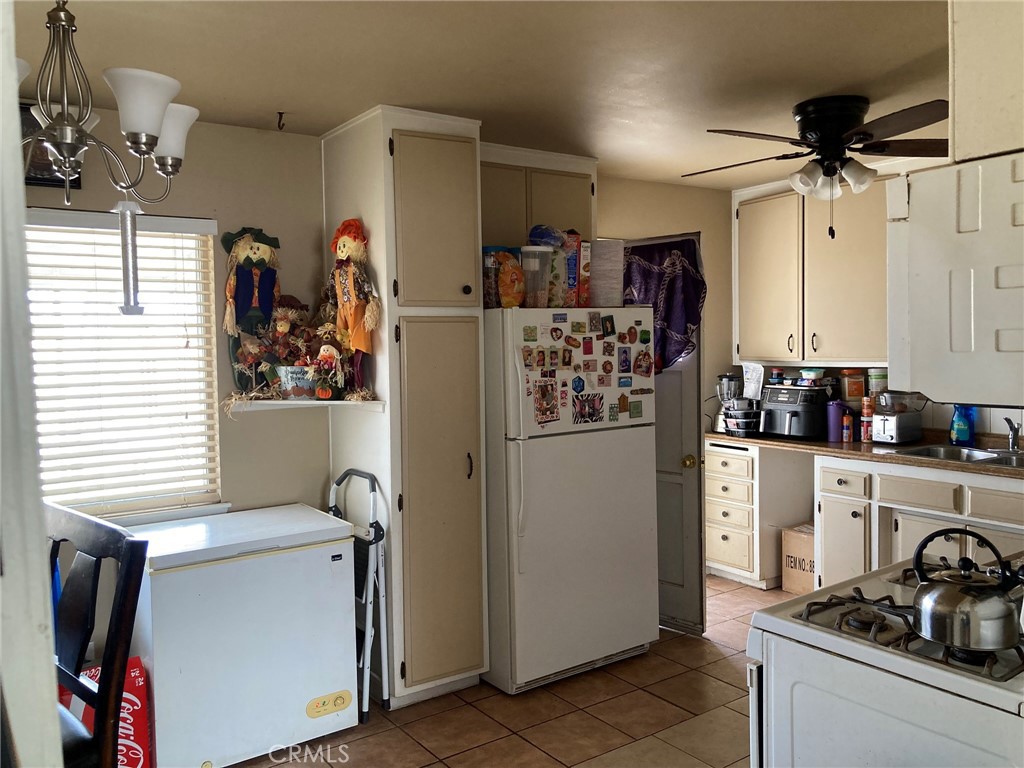 1817 Calico Drive Property Photo 11