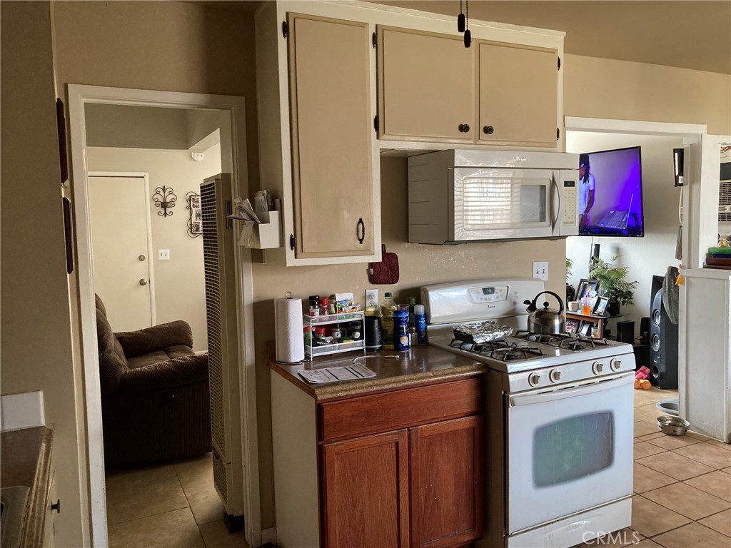 1817 Calico Drive Property Photo 13