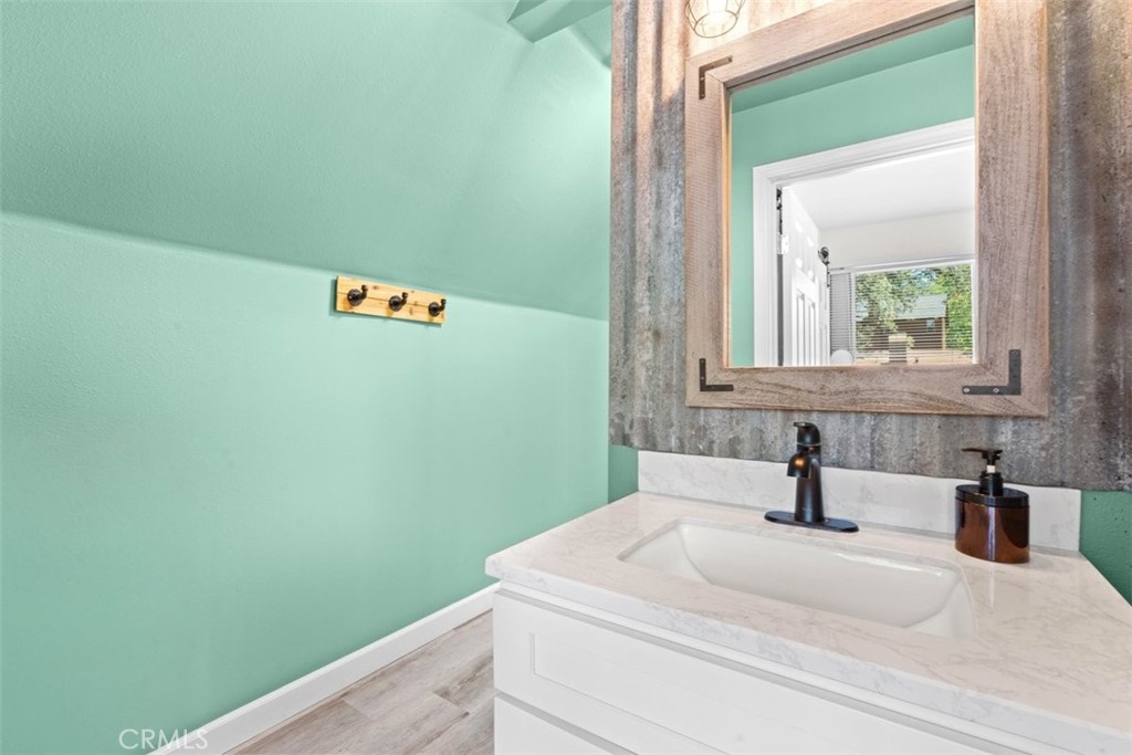 1535 Linnet Property Photo 30