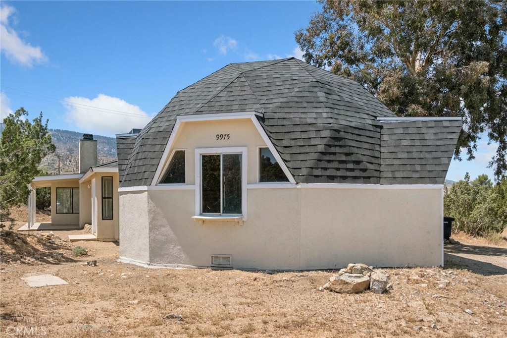 9975 Desert View Road Property Photo 2