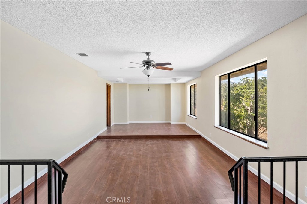 9975 Desert View Road Property Photo 6