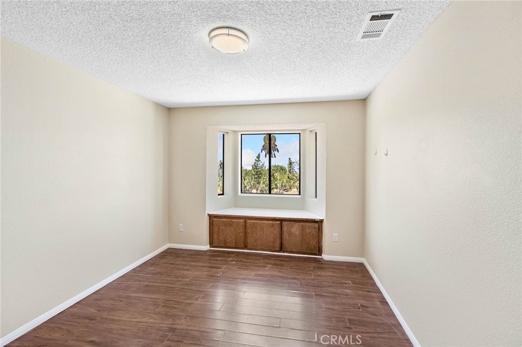 9975 Desert View Road Property Photo 17