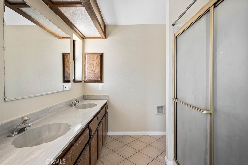 9975 Desert View Road Property Photo 24