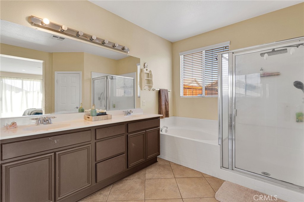 13912 Pinellia Property Photo 31