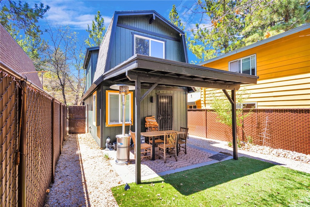 279 Los Angeles Property Photo 34