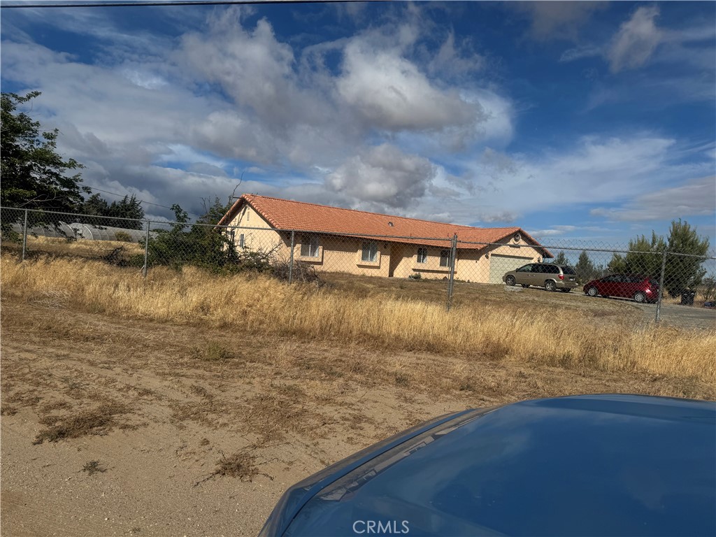 9995 Smoke Tree Property Photo 5