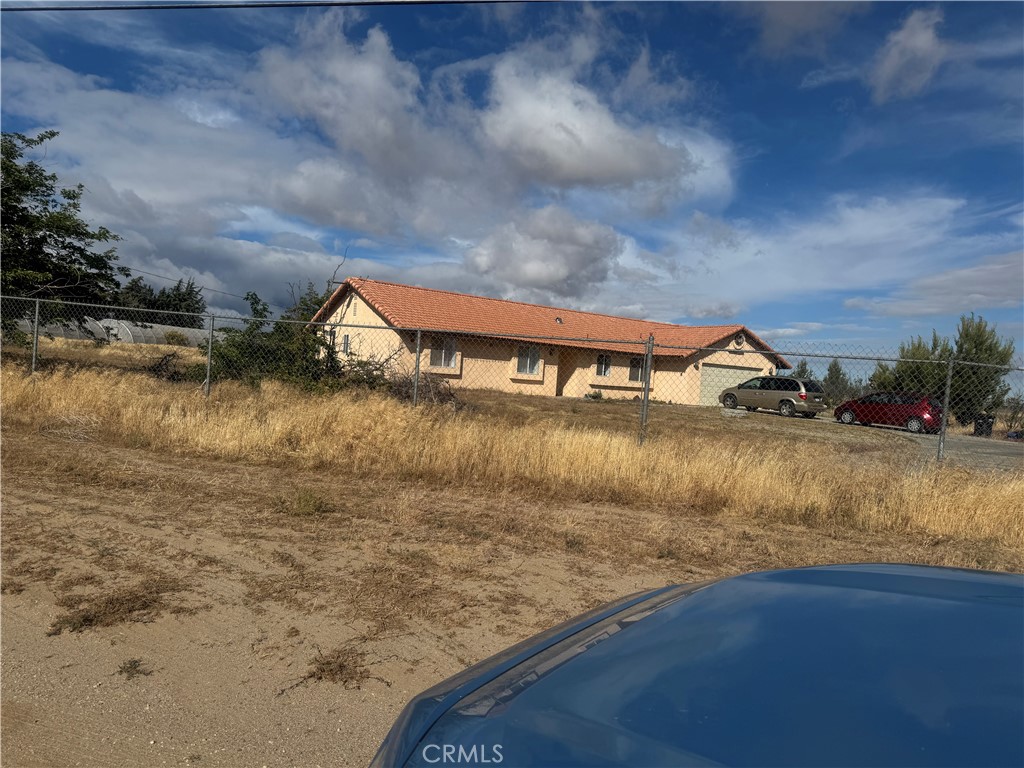 9995 Smoke Tree Property Photo 8