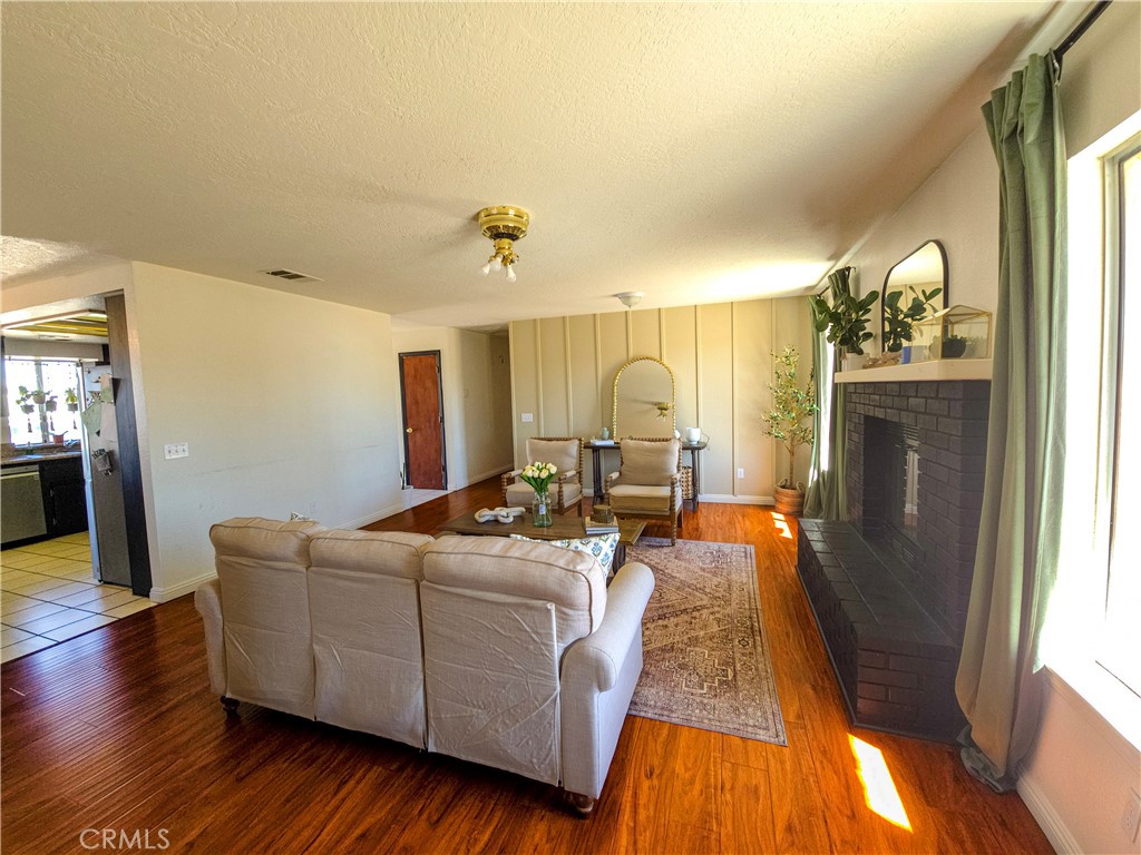 9995 Smoke Tree Property Photo 26
