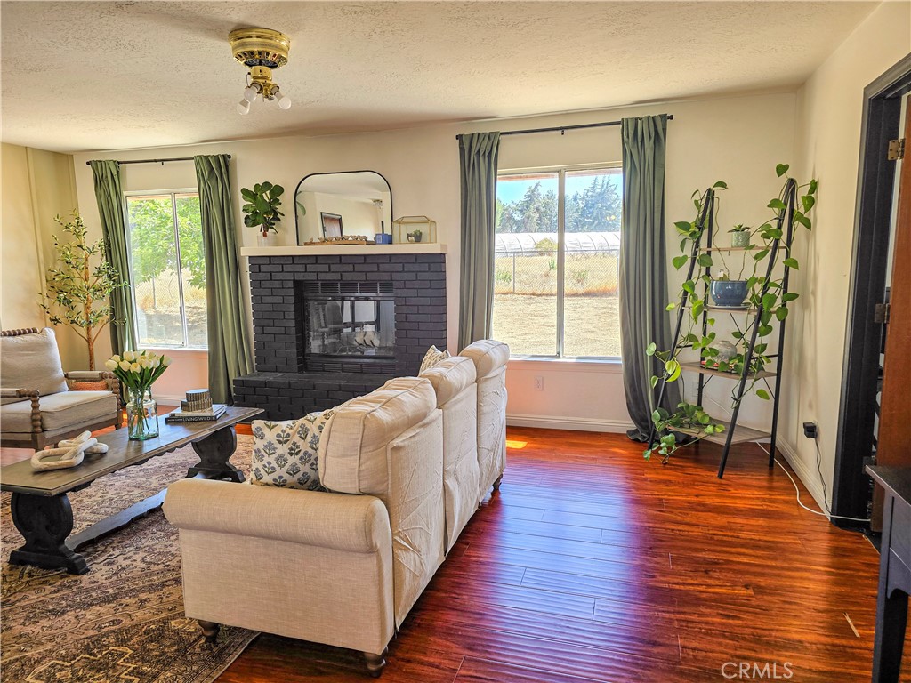 9995 Smoke Tree Property Photo 27