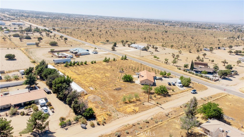 9995 Smoke Tree Property Photo 48