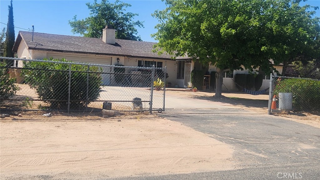 9070 6th Property Photo 1