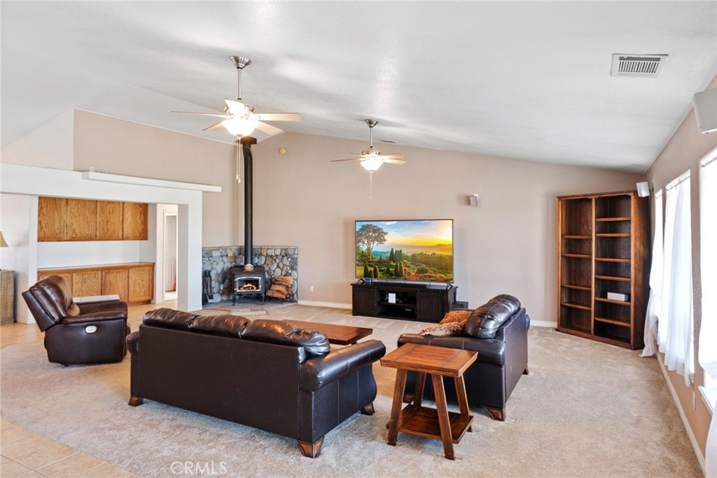 11025 El Esteban Property Photo 7