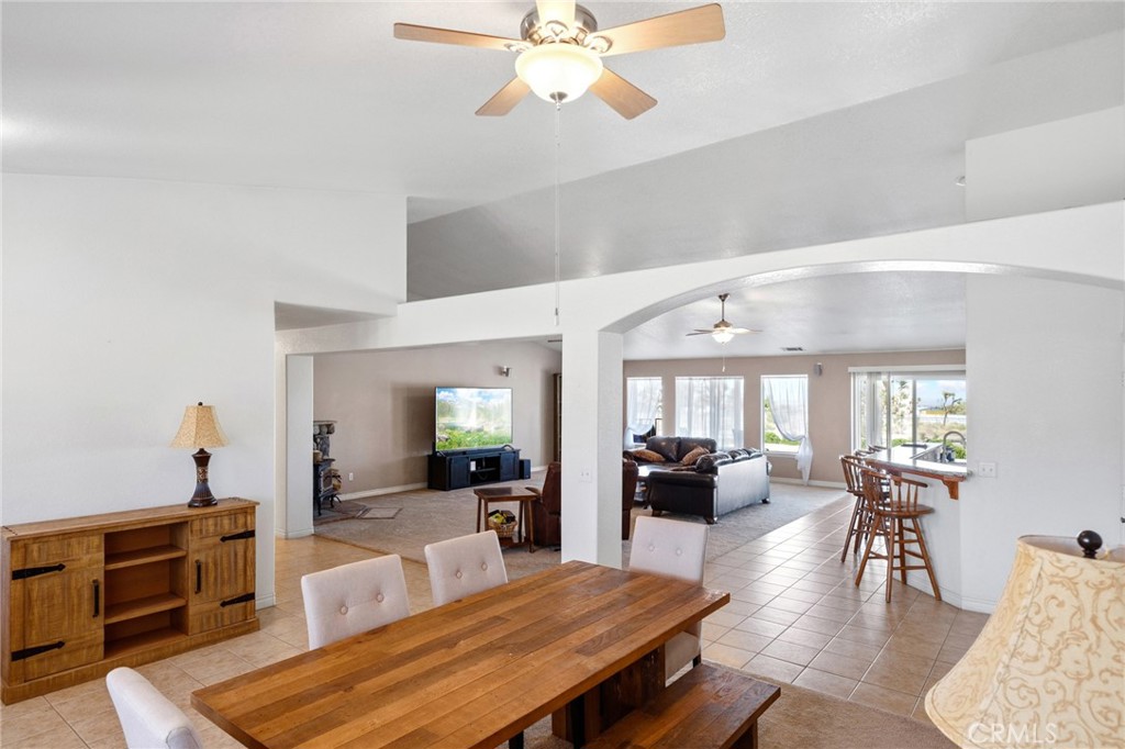 11025 El Esteban Property Photo 8