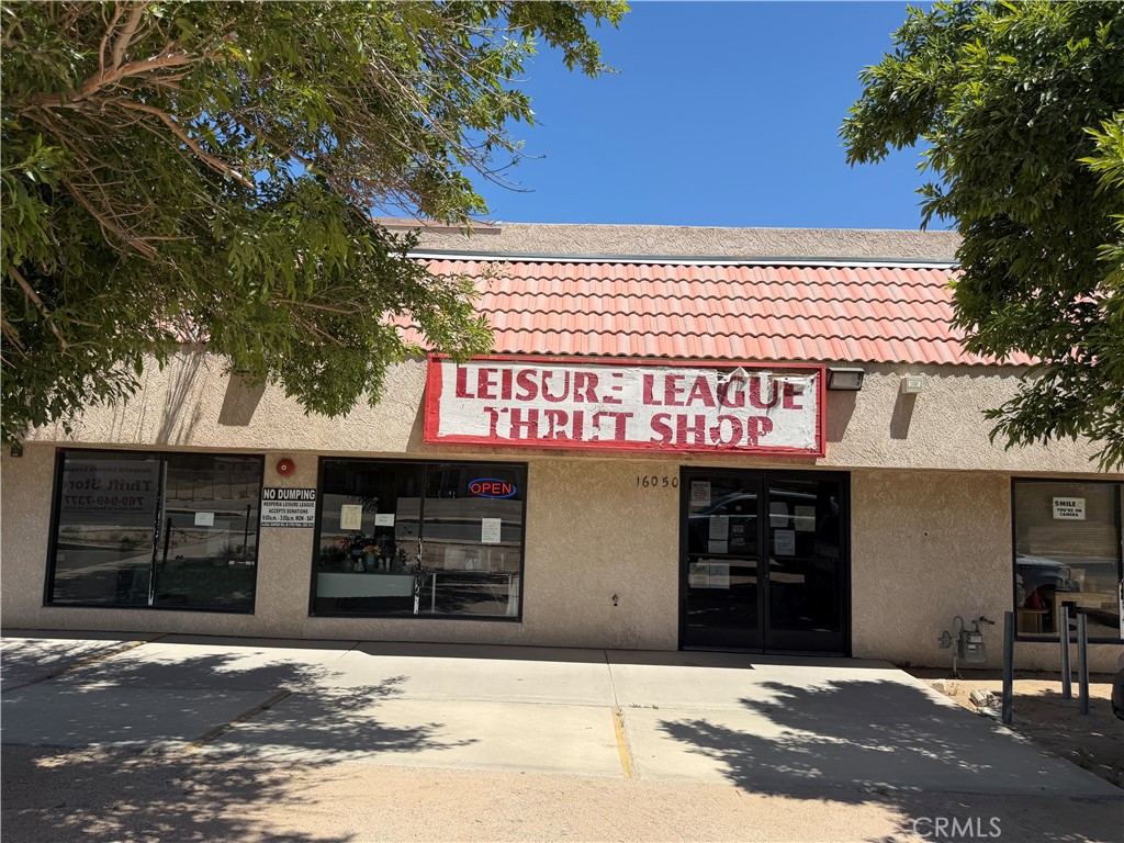 16050 Walnut Property Photo 1
