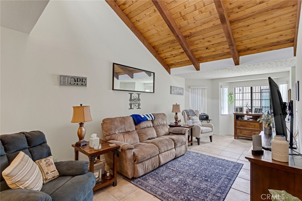 19222 Cottonwood Drive Property Photo 6
