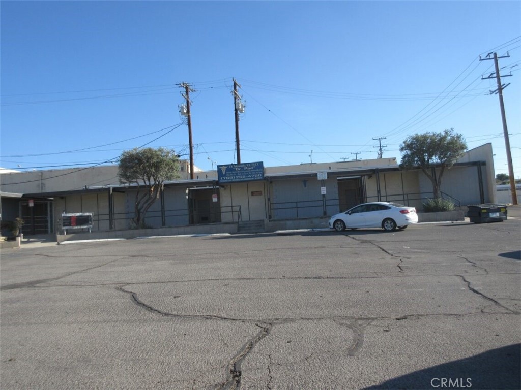 900 E Main Street Property Photo 3