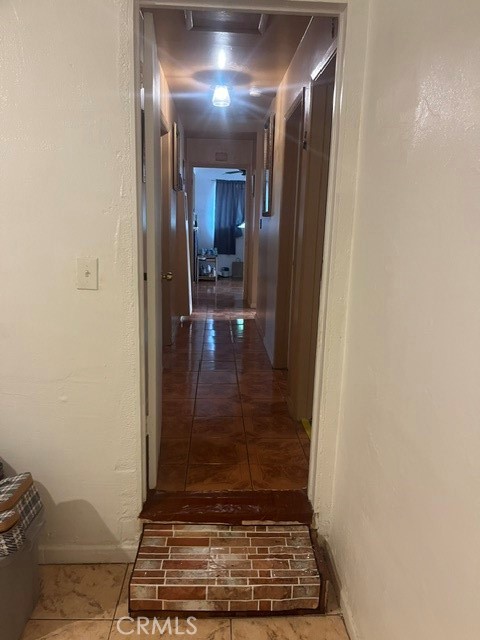 1235 N Wexham Property Photo 8