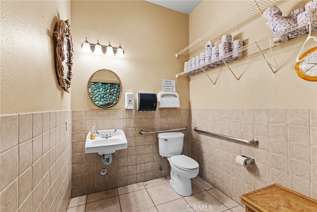 12033 Mariposa Property Photo 28