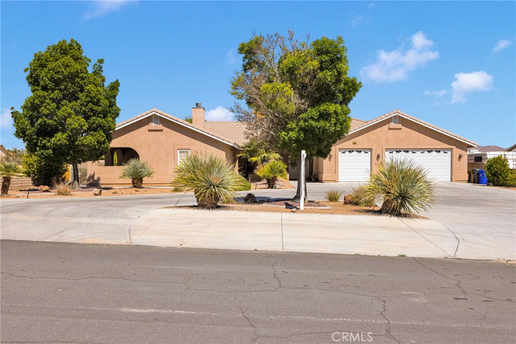 26743 Leather Property Photo 1