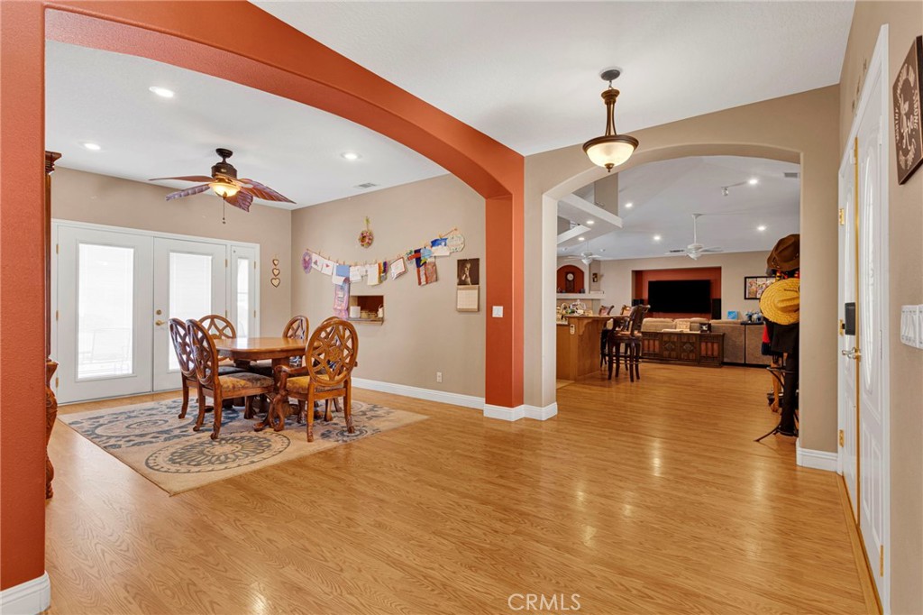26743 Leather Property Photo 8
