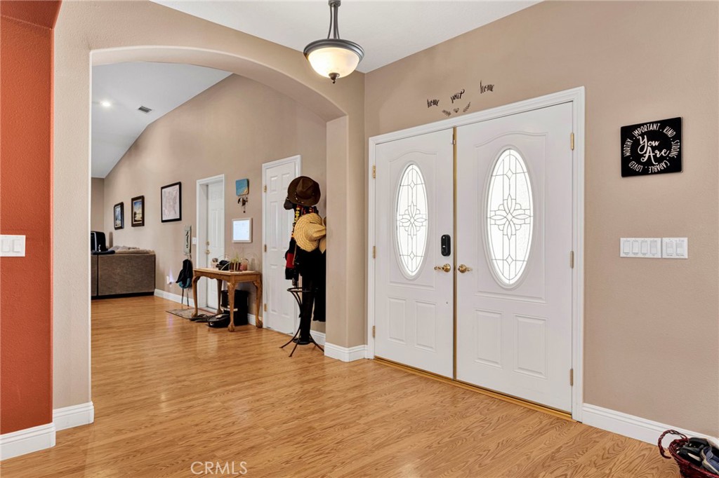 26743 Leather Property Photo 10