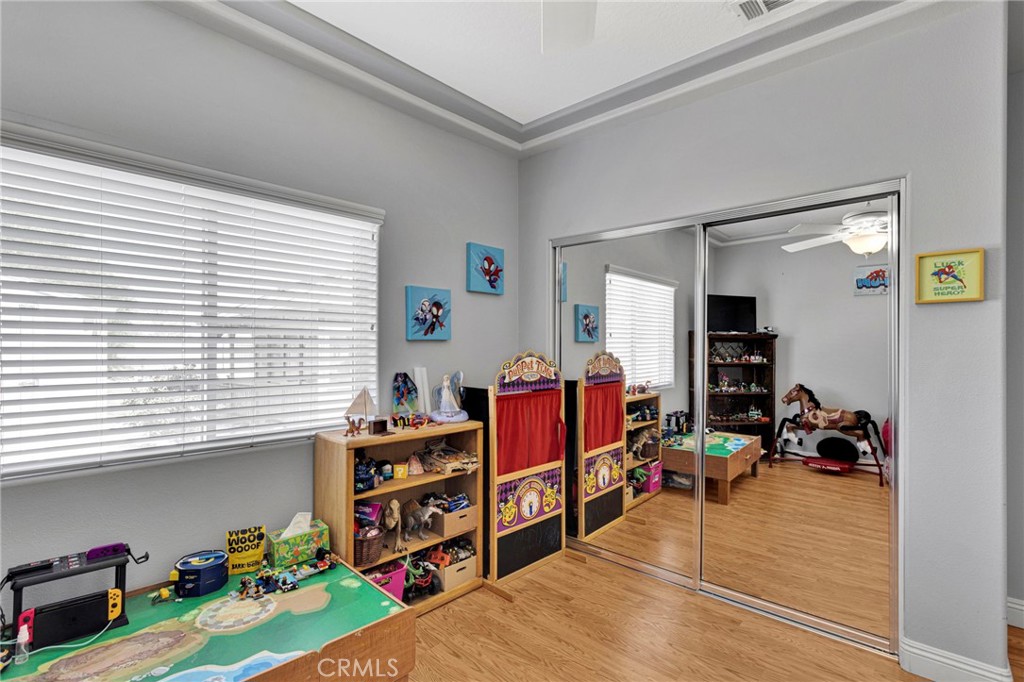 26743 Leather Property Photo 23