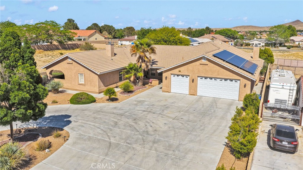 26743 Leather Property Photo 61