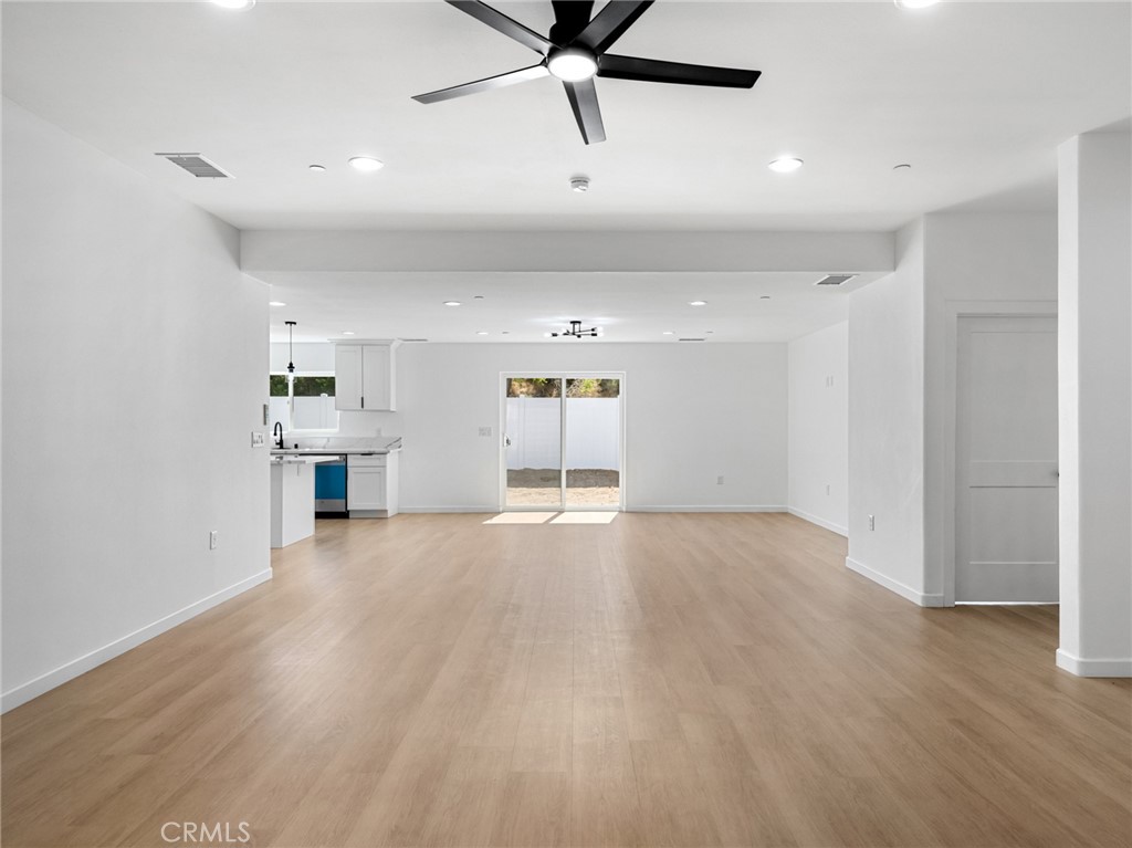 13720 Spring Valley Parkway Property Photo 11