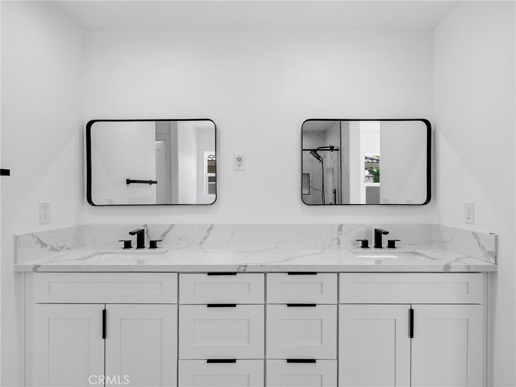 13720 Spring Valley Parkway Property Photo 23