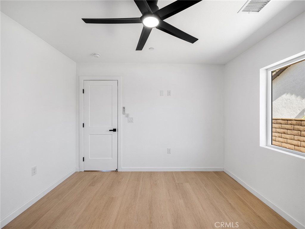 13720 Spring Valley Parkway Property Photo 29