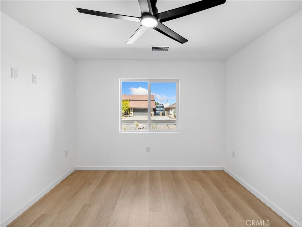 13720 Spring Valley Parkway Property Photo 31