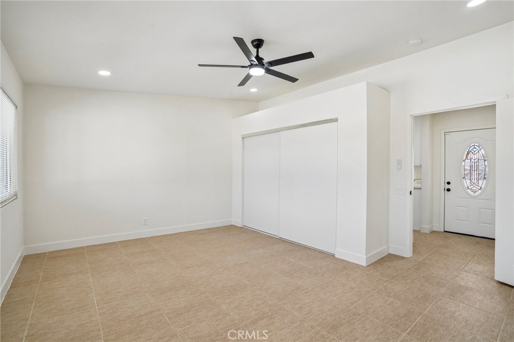 2804 E Valencia Property Photo 23