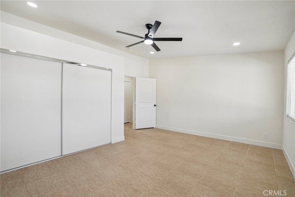 2804 E Valencia Property Photo 24