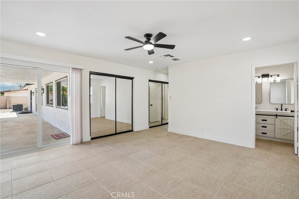 2804 E Valencia Property Photo 29