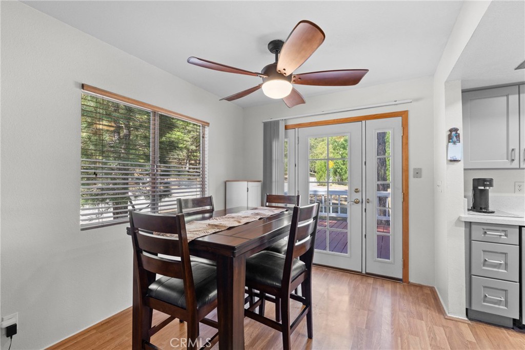 26707 Swallowhill Property Photo 11