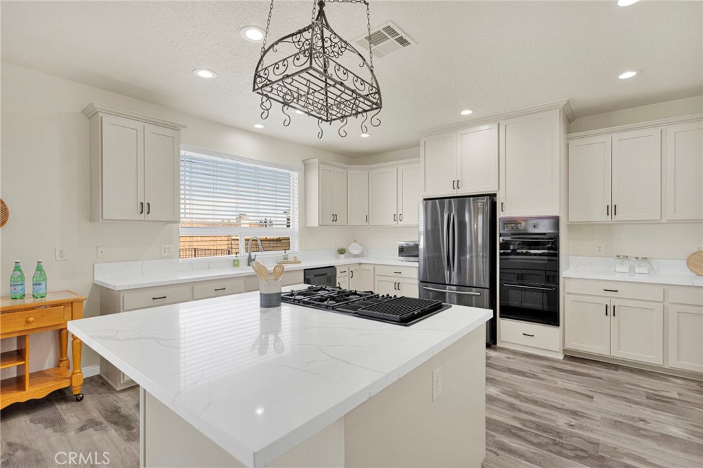 13505 Stoneridge Dr Property Photo 18