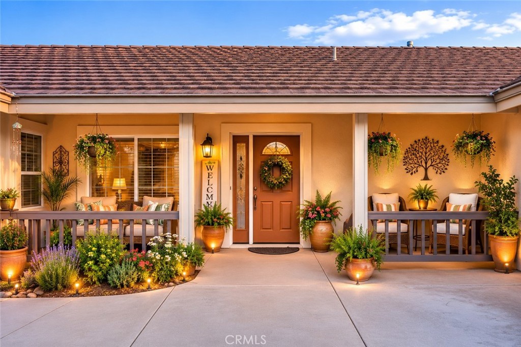 13997 Riverside Property Photo 4