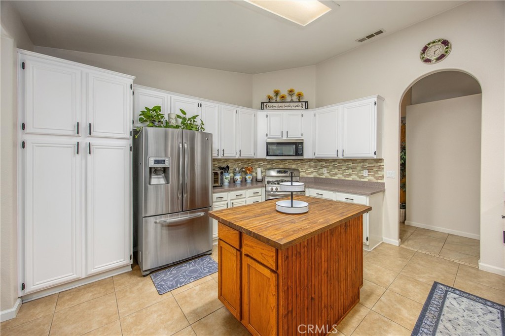 13997 Riverside Property Photo 15