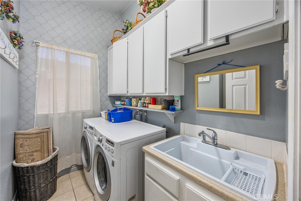 13997 Riverside Property Photo 29