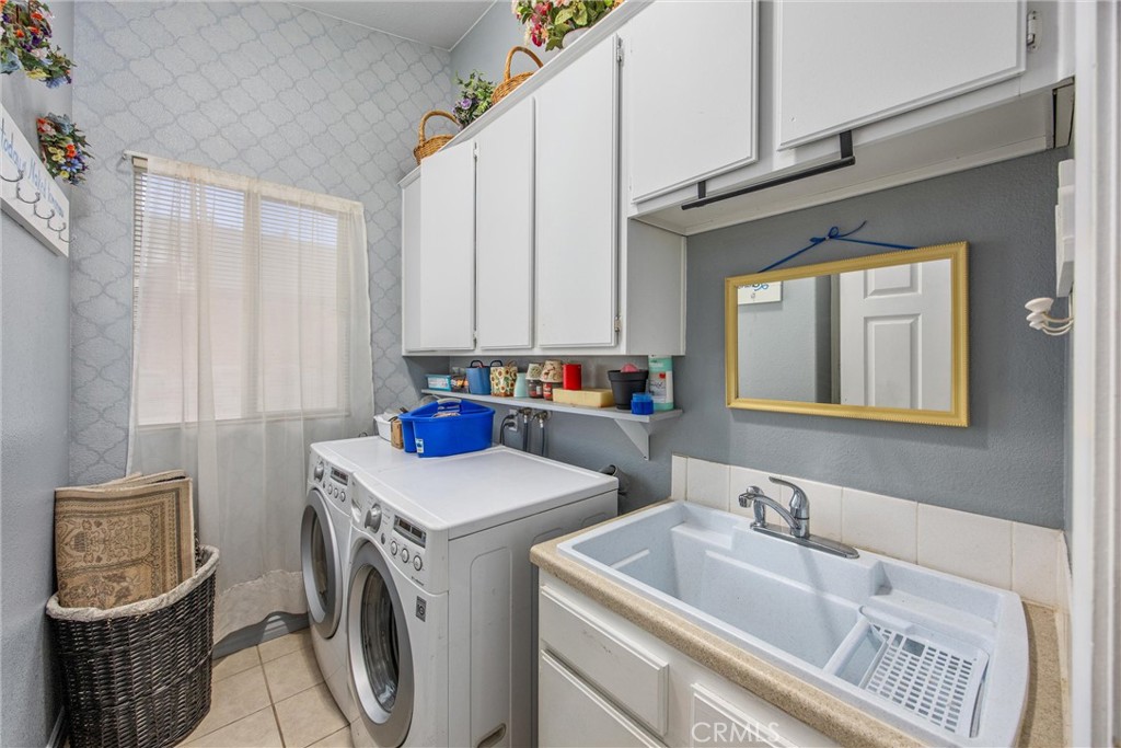 13997 Riverside Property Photo 29